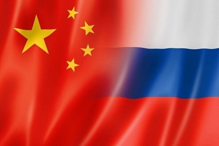 Russia e Cina insieme contro la NATO.